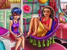 BFFs College Dorm: A Roommate's Paradise